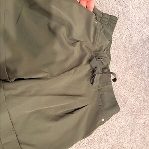 Mondetta Olive Green Elastic Waist Shorts